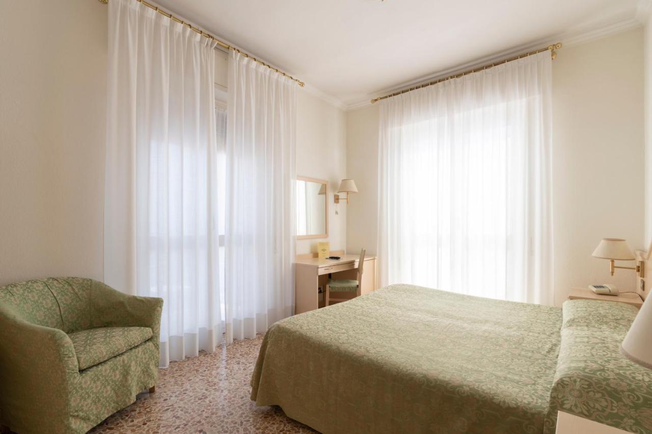 Hotel Aida Alassio Esterno foto