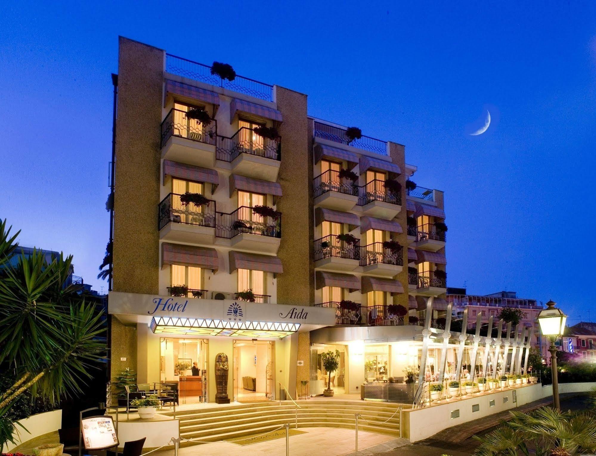 Hotel Aida Alassio Esterno foto